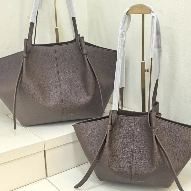 Yuzefi Large Bag 2026 Autumn New Trendy Versatile Tote Bag Handbag Wing Bag Large Capacity Underarm Women's Bag Yuzefi Large Bag 2026 Autumn New Trendy Versatile Tote Bag Handbag Wing Bag Large Capacity Underarm Women's Bag
