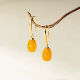 耳钉;戒指;项链