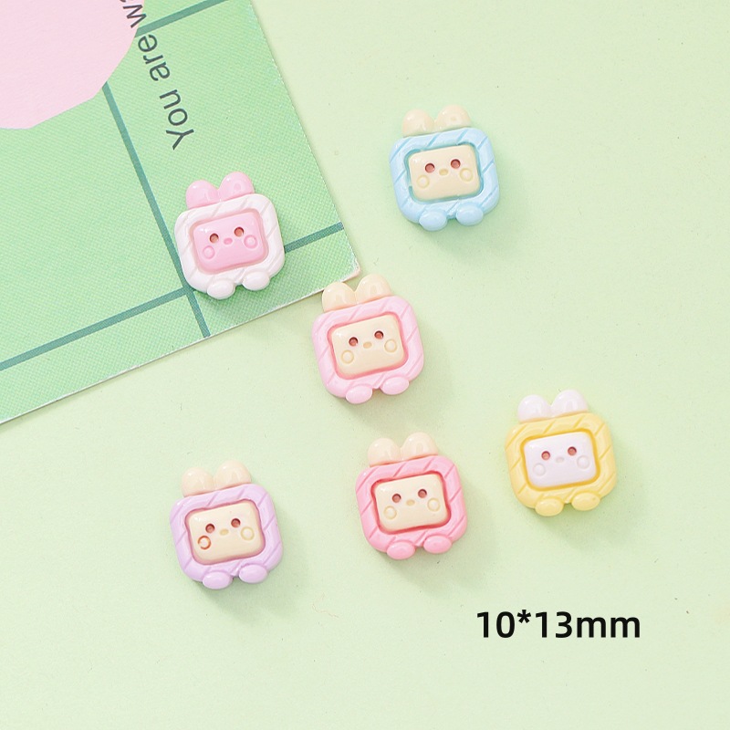 Diy mini accesorios de uñas accesorios de uñas de vestir de dibujos animados pegamento de crema ropa juguetes adornos accesorios de resina al por mayor