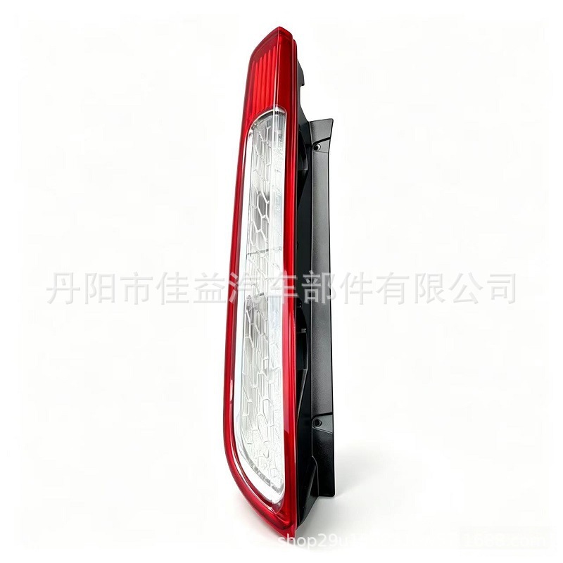 Suitable for Focus Classic Fox Hatchback Rear Tail Light Rear Brake Light Left and Right Tail Light 8M51-13W405-A
