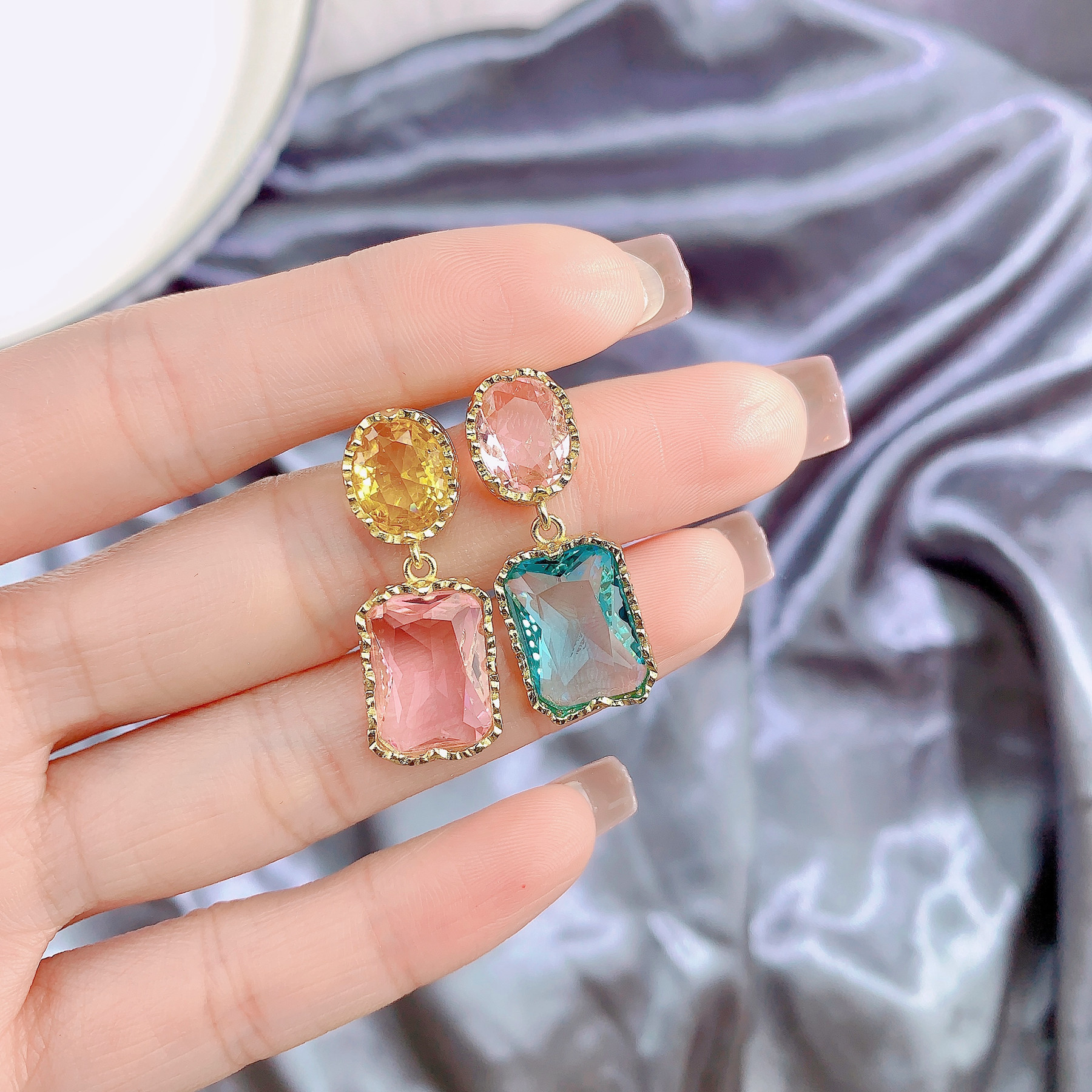 10g Weight Artificial Gemstones Inlay Material Streetwear Colorful Copper Plating Inlay Artificial Gemstones Women's Drop Earrings