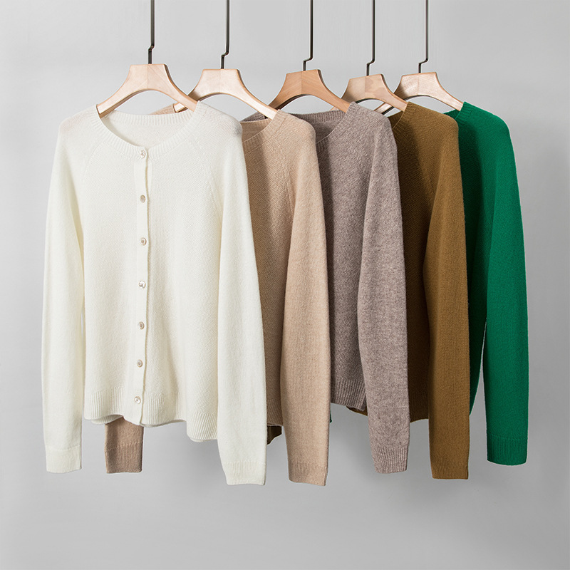 Soft and Waxy Feel Spring & Fall Round Neck Sweater Single-Breasted Seamless One-Piece 100 Woolen Sweater Women's Knitted Cardigan Jacket Soft and Waxy Feel Spring & Fall Round Neck Sweater Single-Breasted Seamless One-Piece 100 Woolen Sweater Women's Knitted Cardigan Jacket