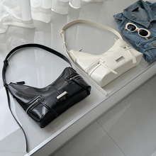 �n��С�������ٴ���QҸ����Ӱ�Ů�����ɫ�μ�����б�����°�