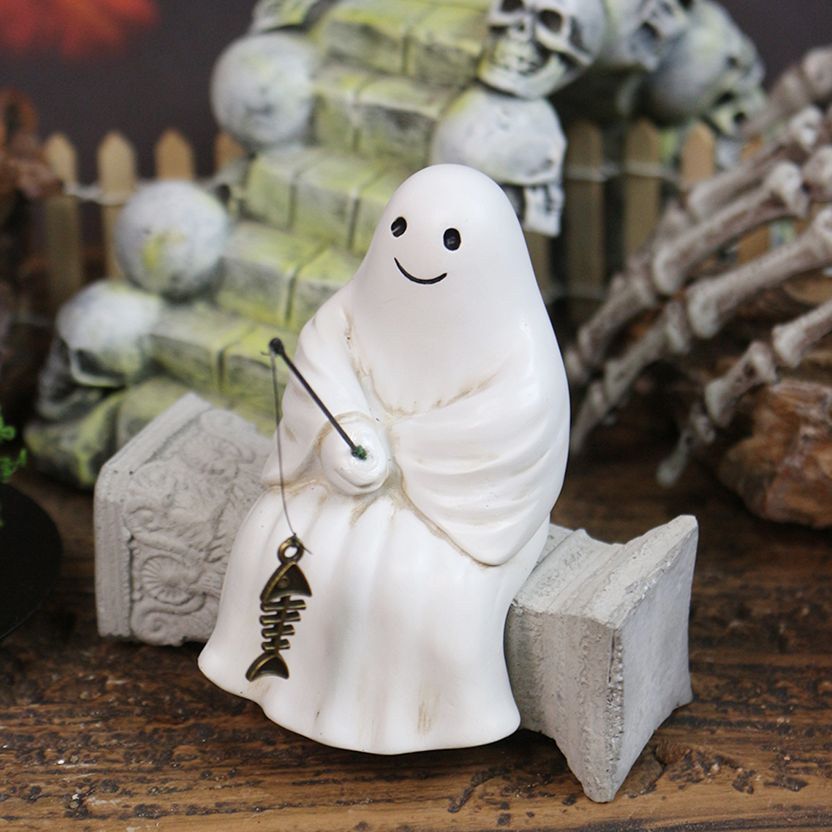 Halloween Resin Little Ghost Fishing Ornaments Ghost Festival Park Home Desktop Creative Skull Fishing Ornaments 