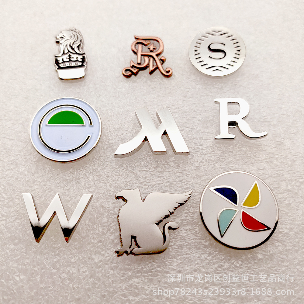 Brooch for hotel