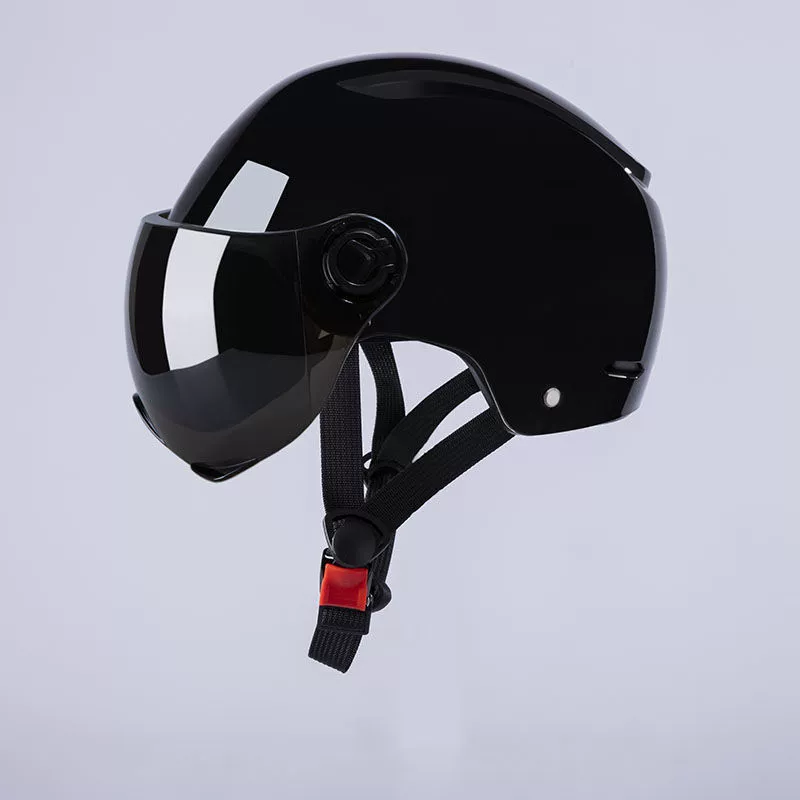 Сертифицированный защитный шлем для электромобилей для мужчин и женщин, универсальный защитный шлем, летний полушлем, аккумулятор, универсальный мотоциклетный шлем для четырех сезонов