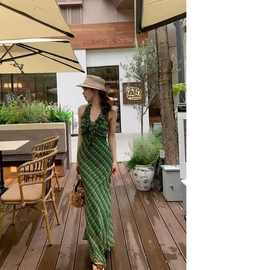 法式2025新复古夏季气质新款格子蕾丝连衣裙收腰显瘦绿色可爱长裙