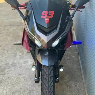̨�sGPR200 ˮ�� ���Ŀ�늇� ��ɫ��ɫ ����200cc ȼ����܇Ħ��܇