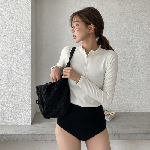 Japanese and Korean new swimsuit women's three-piece sexy suspenders high-waisted pants split swimsuit spa swimsuit