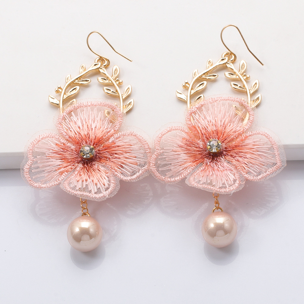 Bohemian Flower Mesh Petal Earrings Wholesale display picture 11