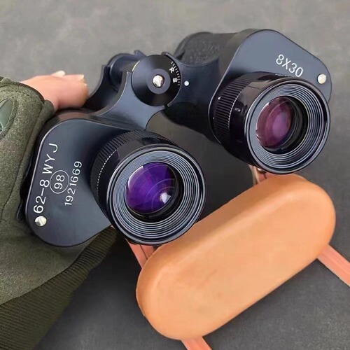 Factory wholesale 62-style HD high-magnification rangefinder binoculars, 8x30, outdoor vacuum-packed with a cowhide box.