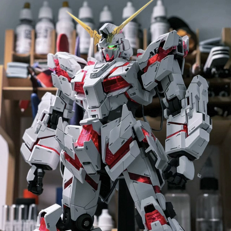The big class HG new life raid free mg red different end -assembled Gundam model Zhiyi toy hand mech