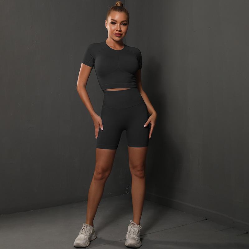 Seamless Peach Hip Solid Color High Elastic Yoga Short Sleeve Shorts Running Sports Fitness Two-Piece Set_voghion.com