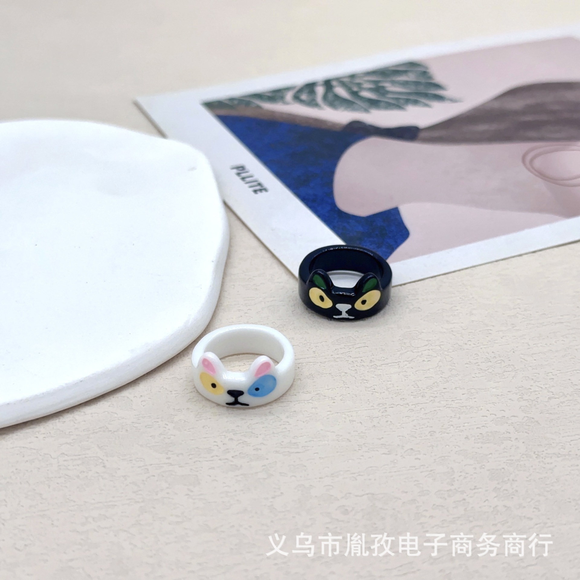 Divertido resina negro gato blanco gato monstruo anillo grandes ojos dulce fresco dibujos animados lindo novias pareja anillo joyería