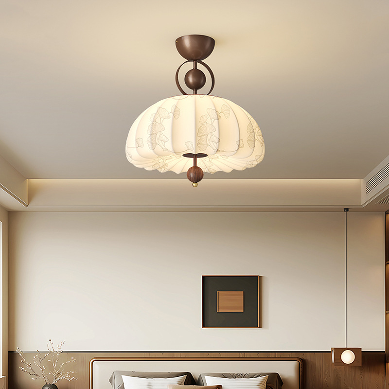Araña de dormitorio principal de tela impresa de estilo medio 2025 nueva luz de habitación de restaurante de protección ocular de espectro completo retro de Song