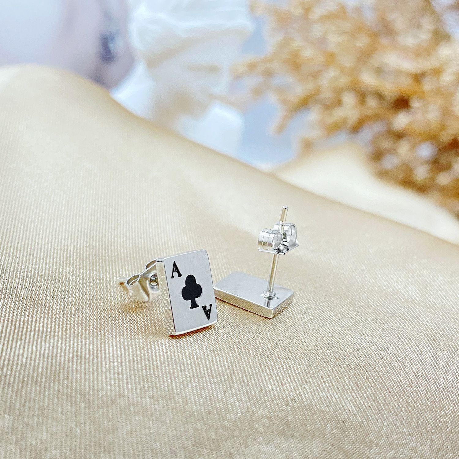opk饰品 日韩跨境创意设计扑克牌耳钉 时尚百搭字母不锈钢耳钉