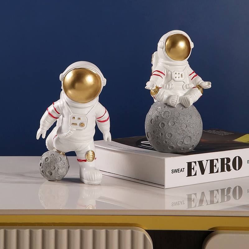 Astronaut Series Resin Ornaments Home Living Room Counter Coffee Table Model Room Decorations Shooting Props