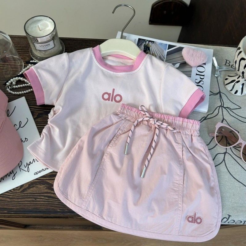 【セットコレクション】チャイルドスターラウンド子供用ベビー女の子サマースーツ韓国風おしゃれ夏ツーピースセット|undefined