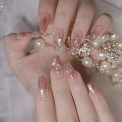 B675 Ice and Snow Adventure Trapezoid Long Gradient Nail Art with Handmade Pearl Shell Glitter and Cool Ice Transparency
