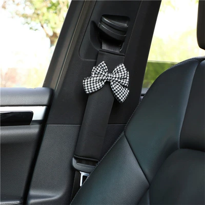 DIY Comfortable and Breathable, Seat belt shoulder pad - houndstooth-bow-style