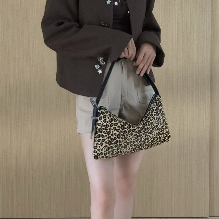 Autumn/Winter New Genuine Leather Leopard Print Pony Hair Hobo Bag French Baguette Shoulder Bag Handbag Crossbody Bag For Women - Thumbnail 3