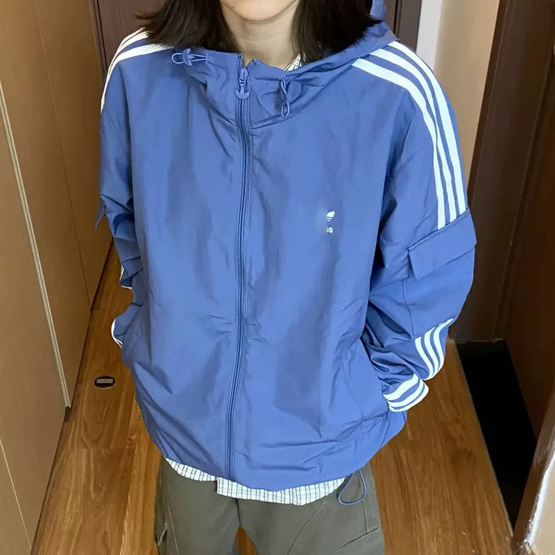 Ole cross-border design trendy jacket, unisex, fashionable and casual, with three stripes and a hooded design