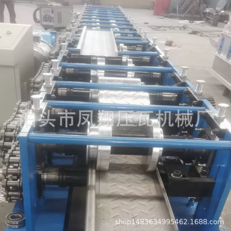 免浇筑200楼承板机 工地钢跳板辊压成型机 异型冷弯辊压成型设备