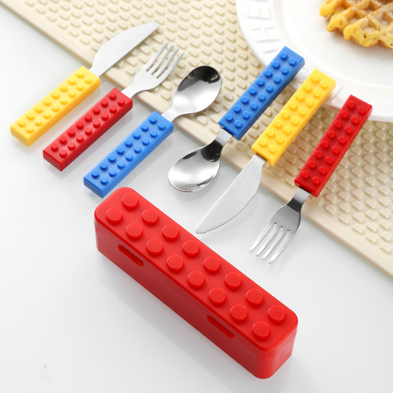Amazon ビルディングブロック子供用ナイフ、フォーク、スプーンクリエイティブスプライス可能な洋食器かわいい楽しいベビーフォークとスプーンセット卸売|undefined