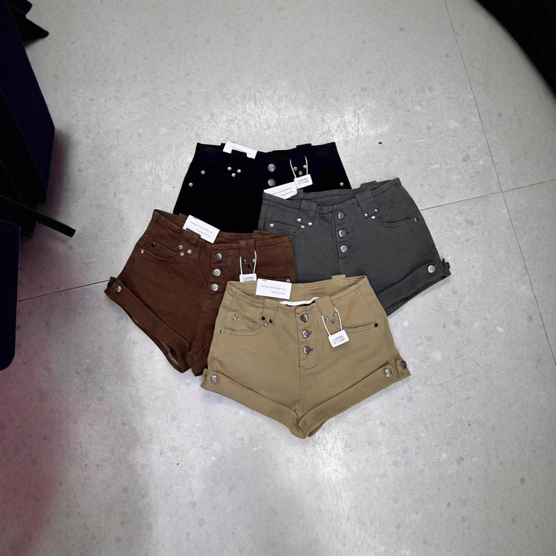 Han Meier's Real Shot of Women's Summer New Korean Style Mid-Waist Slimming Look Multi-Button Design Shorts 1805