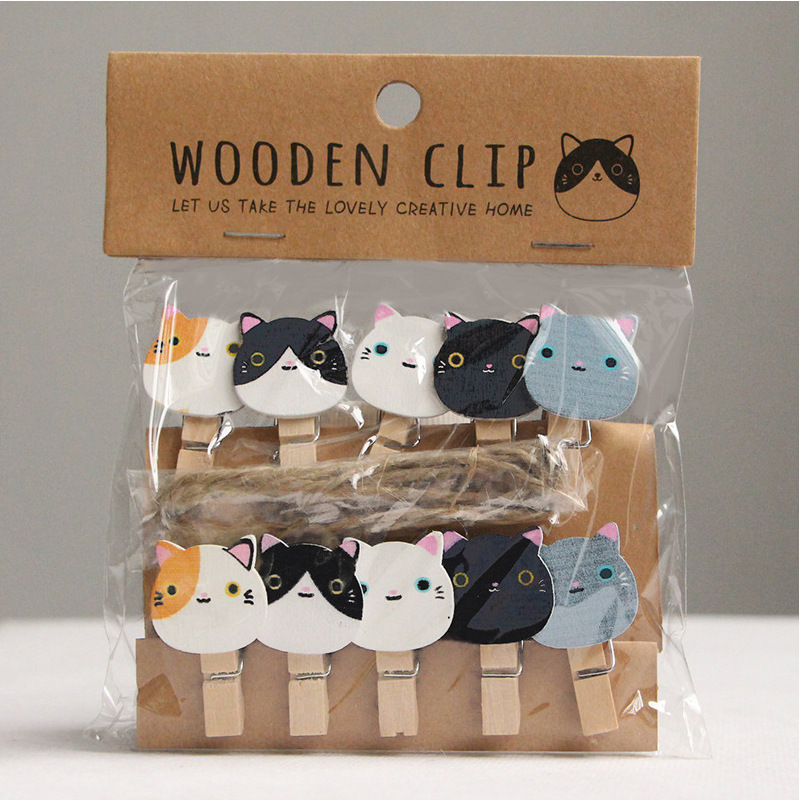 분홍색 귀 고양이 머리