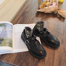 �¿����ЬŮܛ�Ï͹�СƤЬŮ��Ʒһ�ֿ��Ʒ�Ь��ϵ��Ь��Ʒ��