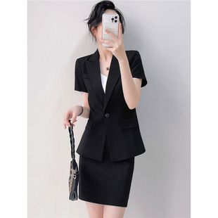 ���l�r���]���b���bŮ�ļ������ɫ�I�b��ԇ���b���b�Ƶ�����