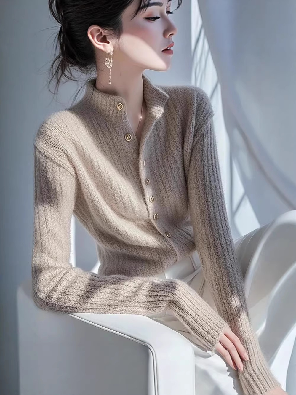 Áo len cổ lọ nữ kiểu Pháp phong cách tiểu thư sang trọng — Rượu vang đỏ