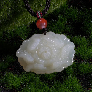 Xinjiang Hetian jade jade lotus pendant men's and women's jade green white jade peace nothing brand pendant wholesale
