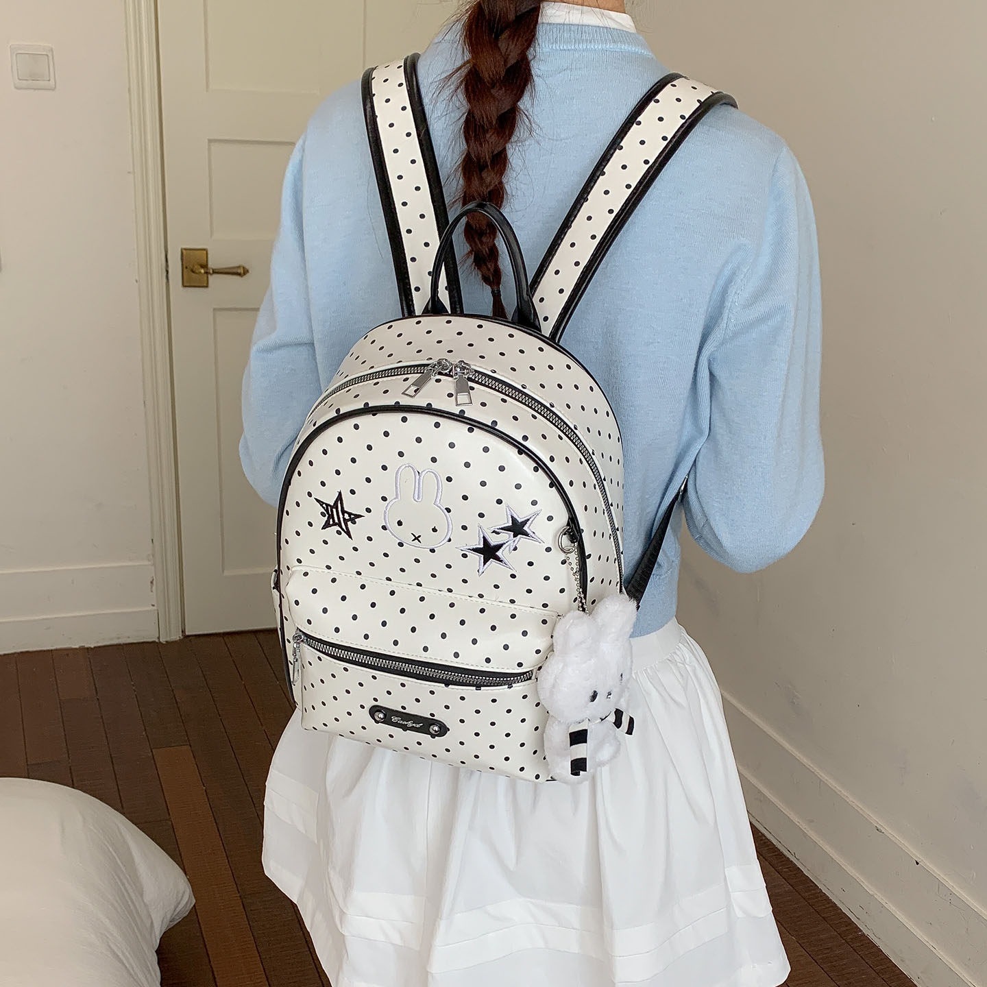 2026 mochila, mochila de viento, estudiantes de clase, gran capacidad, conejo, caricatura de dibujos animados, linda mujer, nuevo estilo coreano.