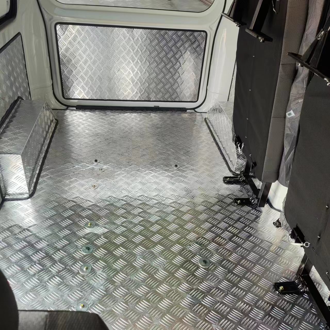 Changan Ruixing M60M80 Stainless Steel Floor Glue Aluminum Alloy Cargo Floor Mat Special Compartment Guard Anti-Pressure Wholesale