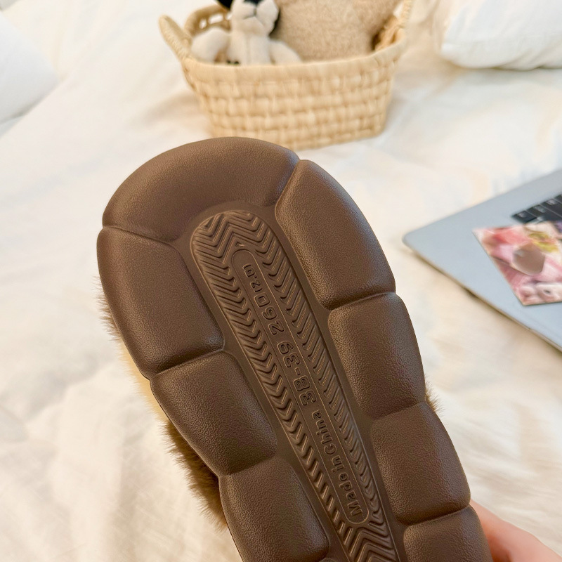 Zapatos de algodón de peluche para mujeres nuevas zapatillas de peluche lindas de dibujos animados para mujeres en el hogar de invierno más peluche pareja caliente