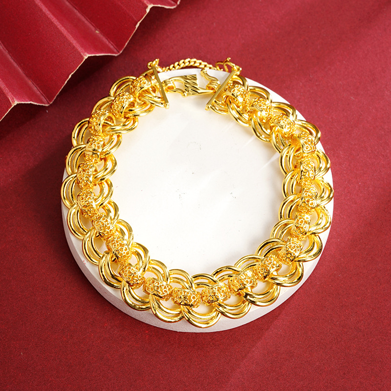 Nueva pulsera de oro de arena de Vietnam para hombres, exagerada edición ancha, pulsera de reloj grande, joyas de moda que no se desvanecen.