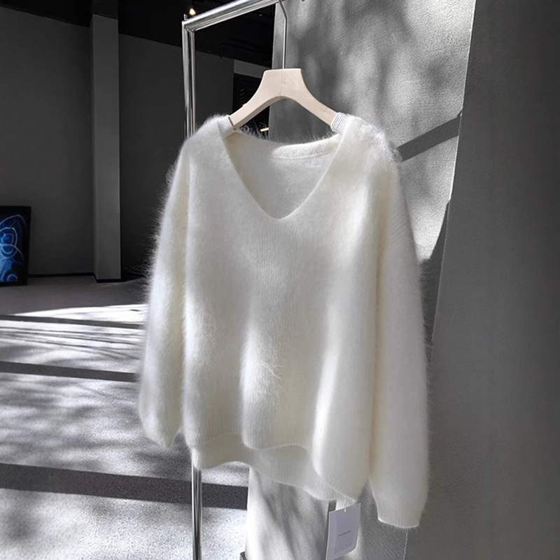 White V-Neck Pullover Soft Sweater for Women, New Autumn and Winter Style, Thickened, Loose, Lazy Style, Long-Sleeve Faux Mink Fur Top