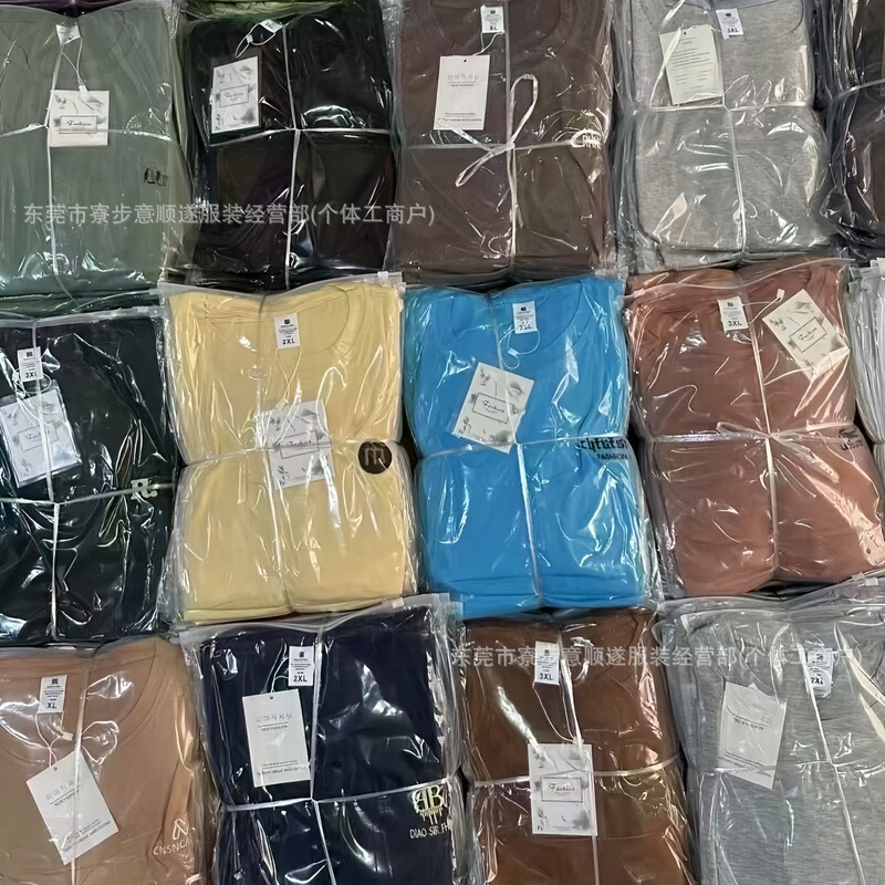 Wholesale Source of Surplus Foreign Trade Men's Embroidered T-Shirts, Short-Sleeve Base Shirts for Street Vendors