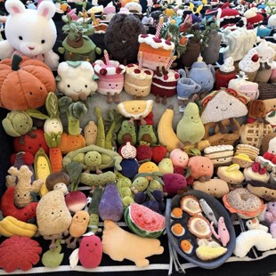 �F؛Ӣ��jellycatƽ��ˮ������ʳ��ë�q��ż���В���ɐ۰������