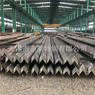 Q235B Q355B 等边角钢 大量库存  碳钢型材250*250*24
