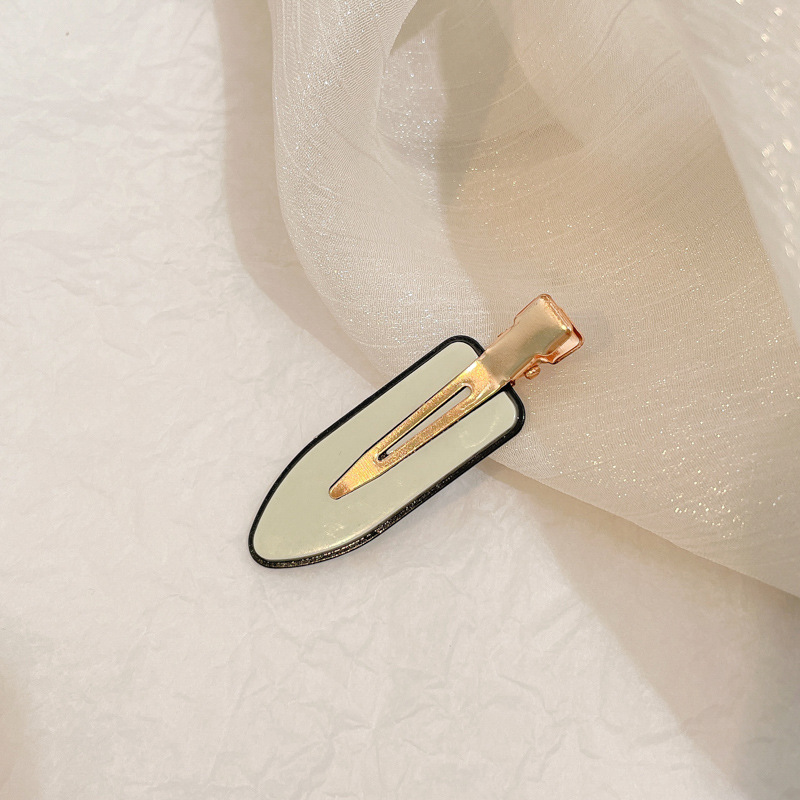 Corea del Sur clip para el cabello de perlas en línea clip para el cabello de mujeres rasgadas clip para el cabello de una palabra clip para el cabello de bordes fría BB clip lateral clip para el temperamento clip para la cabeza
