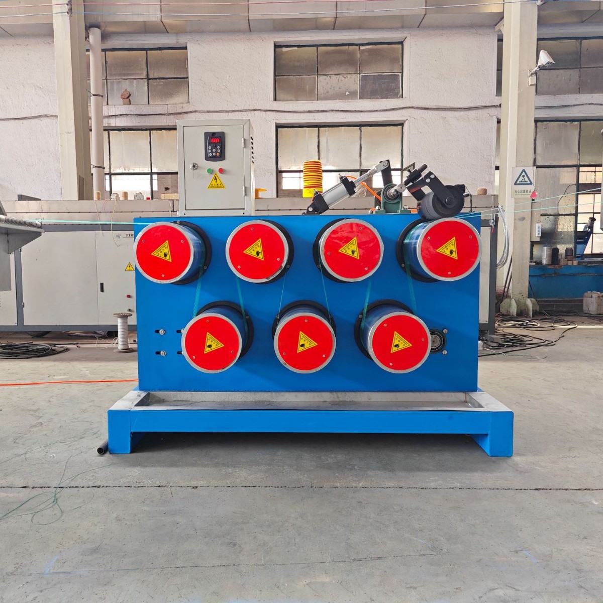 供应塑料圆丝建筑丝拉丝机，光缆填充绳拉丝机组