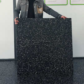 运动橡胶减震垫子复合地胶动感单车隔音地垫1米卡扣健身房地垫