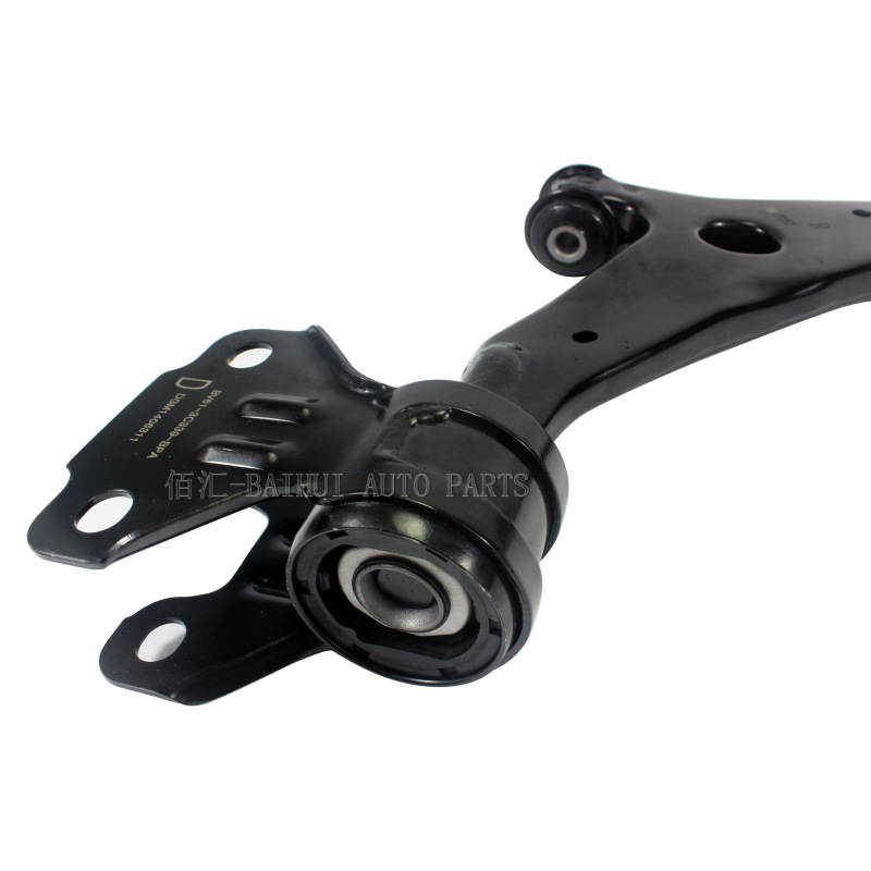 Bv613A424Bab3 Is Suitable for Ford Focus Mk3 Lower Swing Arm Assembly Triangle Suspension Lower Arm Assembly