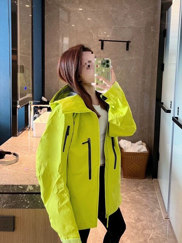 High-End Jacket for Women 2025 Spring & Fall Loose Waterproof and Windproof Versatile Casual Jacket Top for Small People