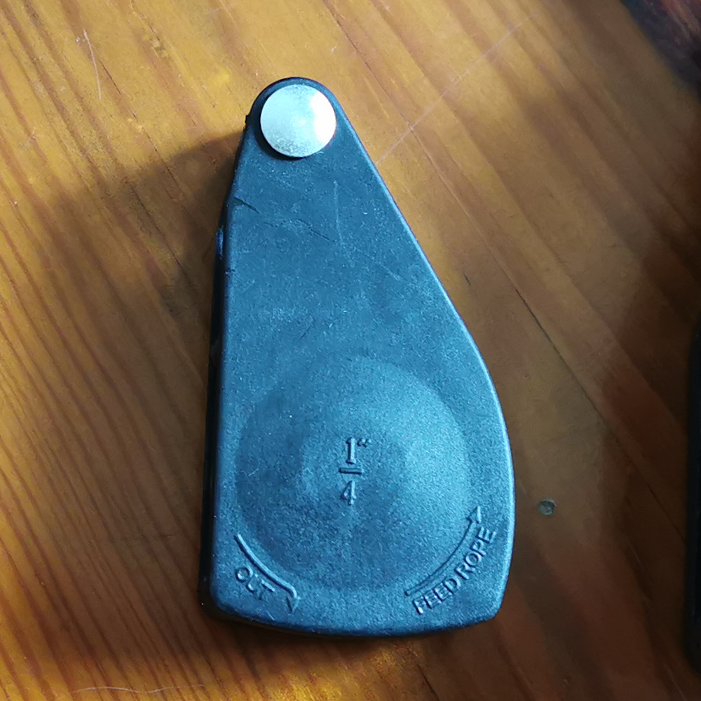 Equipo de suministros al aire libre transfronterizo tienda de campaña Canopy cuerda a prueba de viento polea cuerda de viento lámpara cuerda de elevación