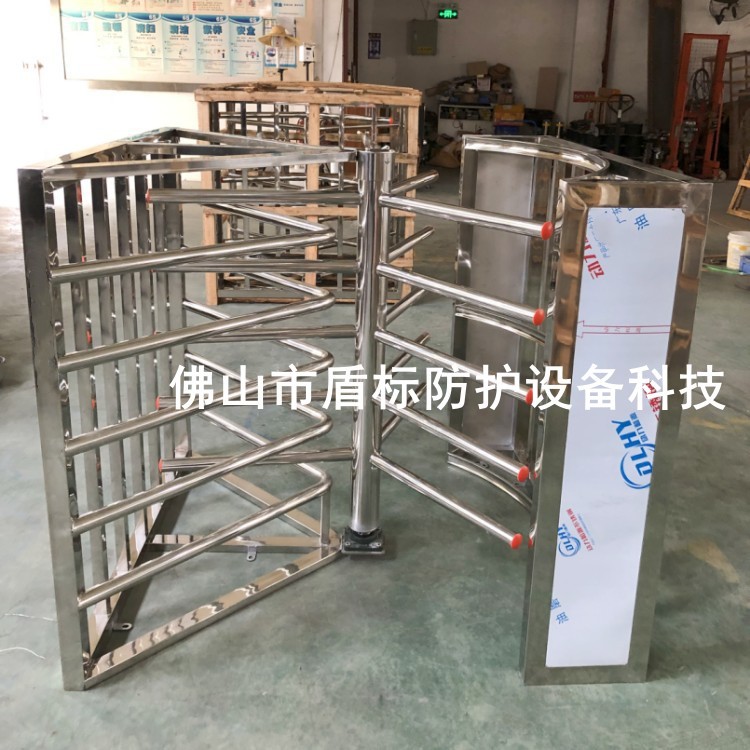 不锈钢旋转道闸门 小区防尾随辊闸 汽车站半封闭式单限门出入转闸