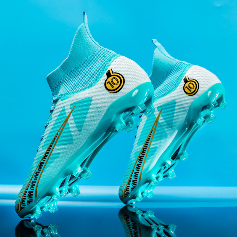 Cross-border new C Ronaldo Predator high-top soccer shoes, men's, youth, long-stud, children's, boys', student's, available in large sizes Cross-border new C Ronaldo Predator high-top soccer shoes, men's, youth, long-stud, children's, boys', student's, available in large sizes